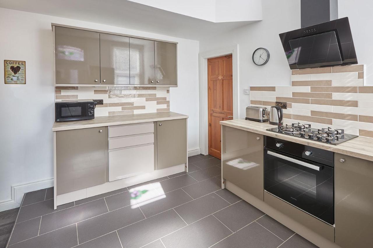 Host & Stay - Groveside Apartment Солтбърн-бай-дъ-Сий Екстериор снимка