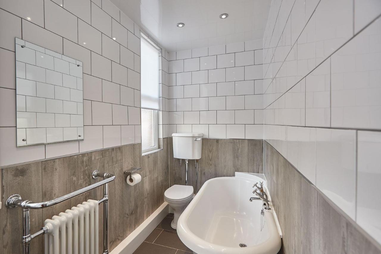 Host & Stay - Groveside Apartment Солтбърн-бай-дъ-Сий Екстериор снимка